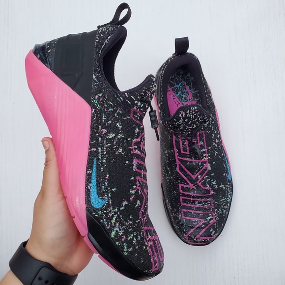 Nike Shoes - Women's Nike React Metcon AMP Size 10